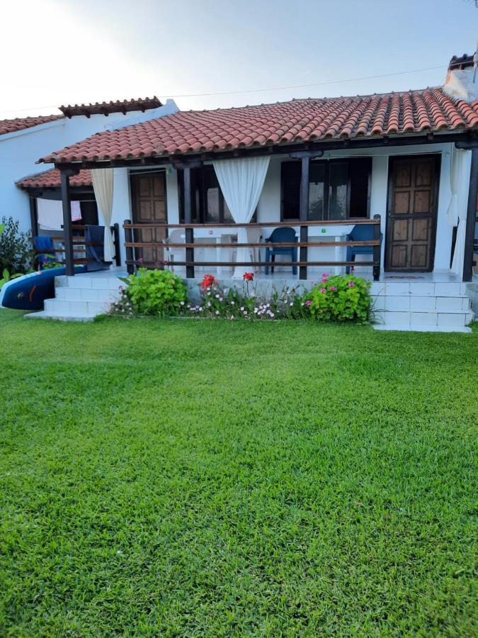 Bungalows Anestis Toroni Exterior foto